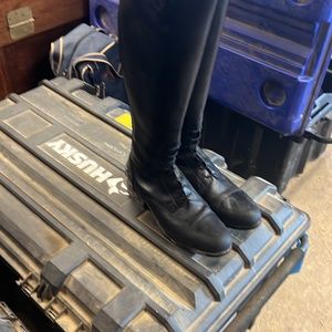 Ariat Heritage contour tall field boots  size 11 regular